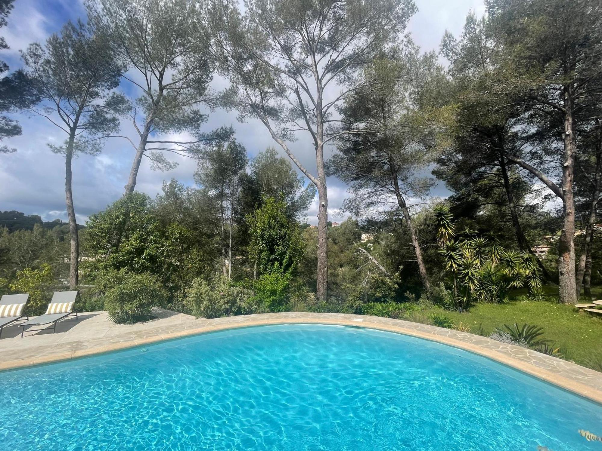La Villa Des Carriers- Maison Avec Piscine Proche Mer Roquefort-les-Pins Extérieur photo